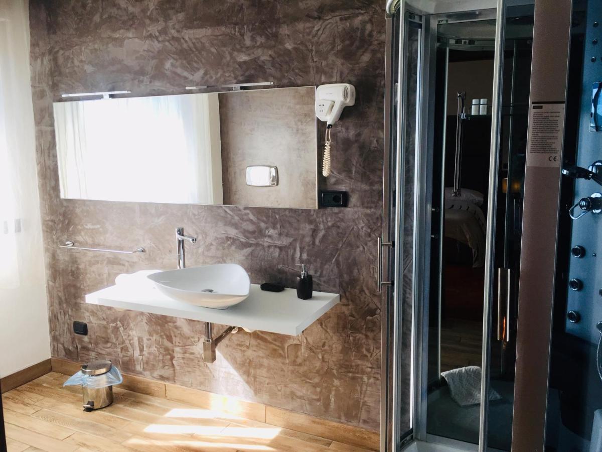 B2In Suite & Office Capriate San Gervasio Ngoại thất bức ảnh