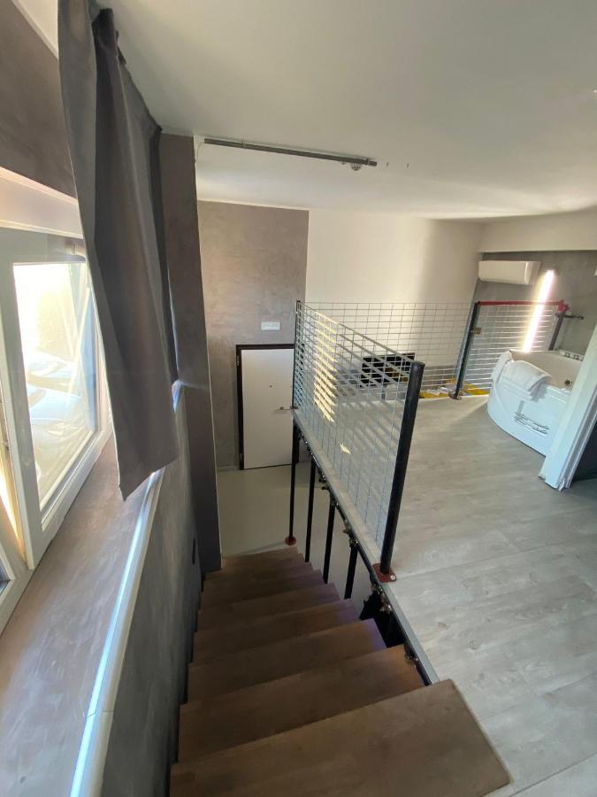 B2In Suite & Office Capriate San Gervasio Ngoại thất bức ảnh